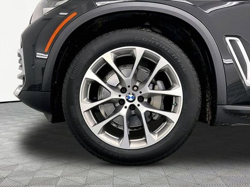 Used 2023 BMW X5 xDrive40i AWD/4WD image 9