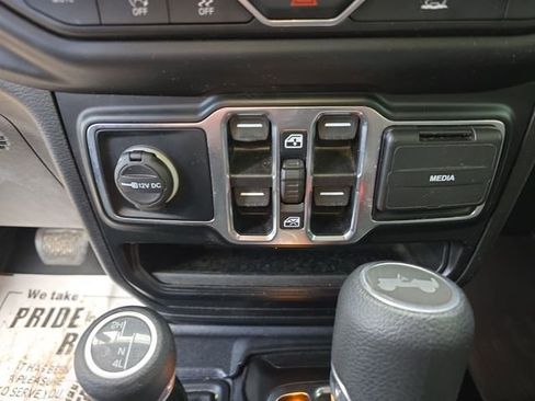 Used 2021 Jeep Wrangler Unlimited Sport S image 30