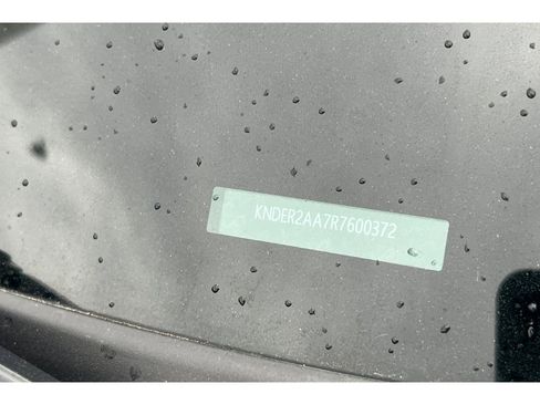 Used 2024 Kia Seltos EX image 8