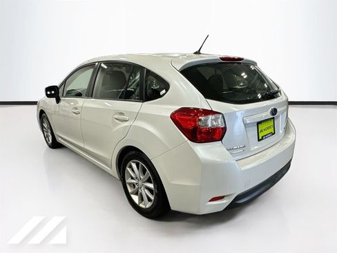 Used 2014 Subaru Impreza 2.0i Premium w/ All-Weather Package w/CVT AWD/4WD image 7