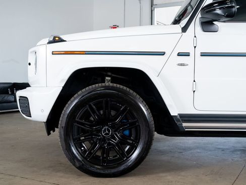 Used 2025 Mercedes-Benz G 580 w/ EQ Technology image 9