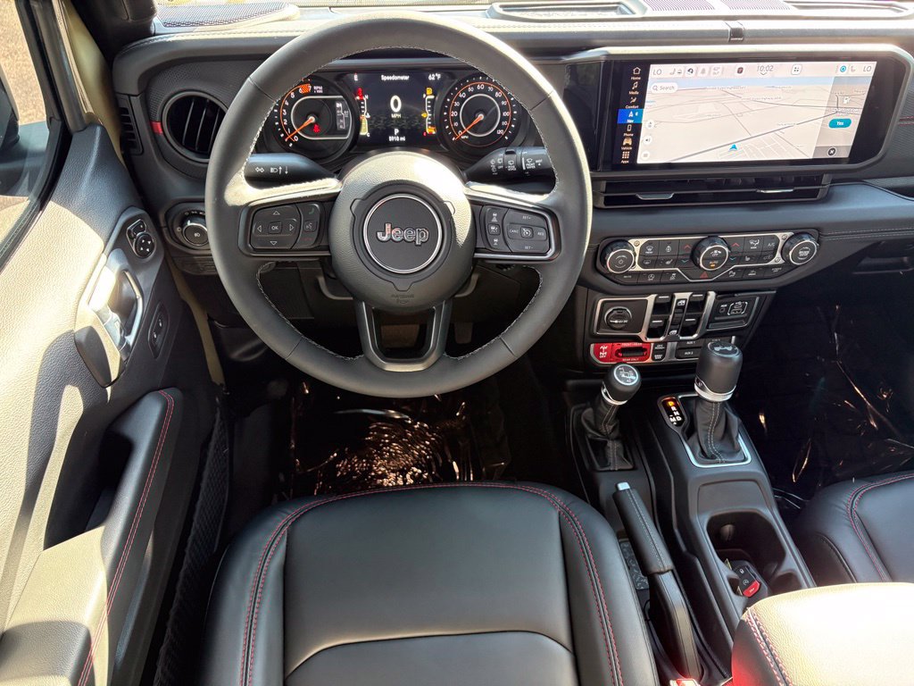 Used 2026 Jeep Wrangler Unlimited Rubicon AWD/4WD image 16