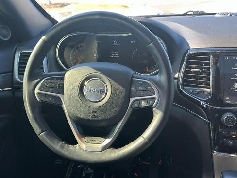 Used 2019 Jeep Grand Cherokee Limited image 13