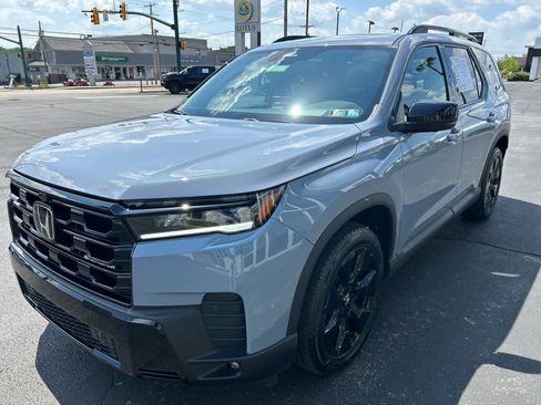 Used 2026 Honda Pilot Black Edition image 15