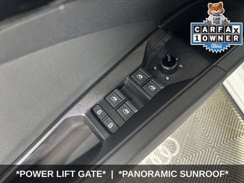 Used 2024 Audi Q4 e-tron Premium Plus w/ Premium Plus image 14