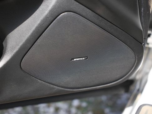 Used 2009 INFINITI G37 Journey w/ Premium Pkg image 39