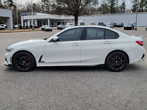 Used 2019 BMW 330i Sedan w/ Premium Package image 3