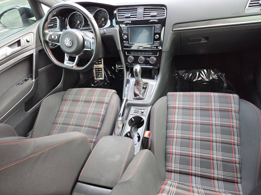 Used 2019 Volkswagen Golf 4-Door FWD image 27