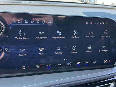 New 2025 Chevrolet Traverse LT w/ LPO, Floor Liner Package image 19