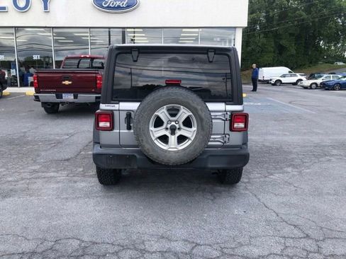 Used 2021 Jeep Wrangler Unlimited Sport AWD/4WD image 7