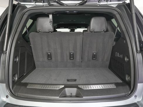 Used 2026 Chevrolet Tahoe RST w/ RST Performance Edition image 13