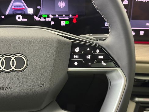 New 2025 Audi Q5 Premium Plus image 27