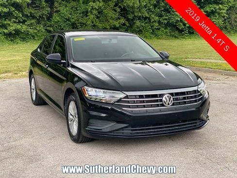 Used 2019 Volkswagen Jetta S w/ Driver Assistance Package FWD image 1