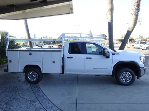 New 2026 GMC Sierra 2500 Pro w/ Convenience Package AWD/4WD image 8