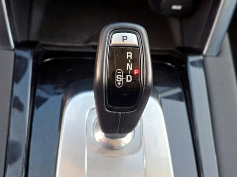 Used 2020 Land Rover Discovery Sport S image 16