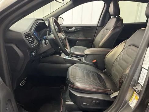Used 2023 Ford Escape ST-Line Elite w/ Premium Technology Package AWD/4WD image 11