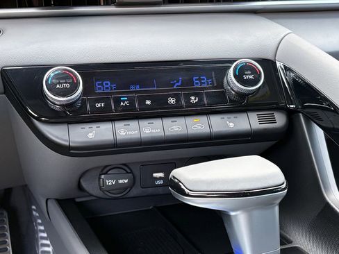 New 2026 Hyundai Elantra SEL Sport Premium image 25