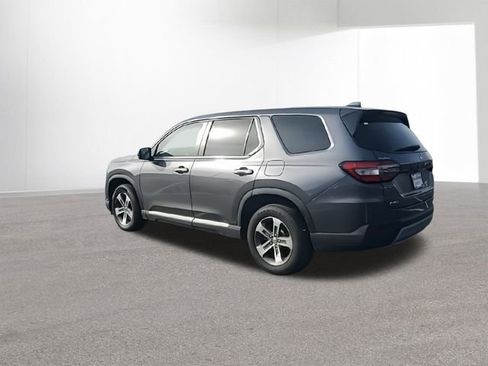 Used 2023 Honda Pilot EX-L image 6