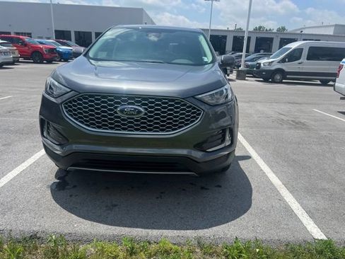Used 2024 Ford Edge SEL w/ Convenience Package AWD/4WD image 3