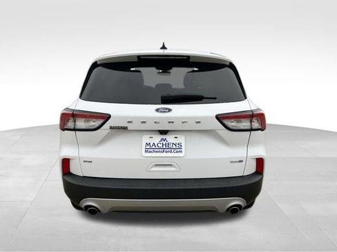 Used 2020 Ford Escape SE image 6