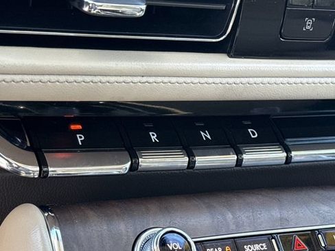 Used 2020 Lincoln Aviator Reserve w/ Equipment Group 202A AWD/4WD image 36