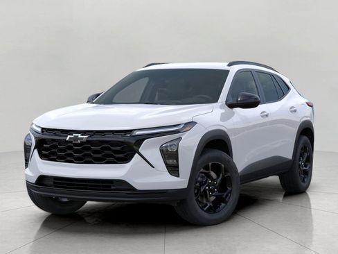 New 2026 Chevrolet Trax LT w/ Driver Confidence Package FWD image 8