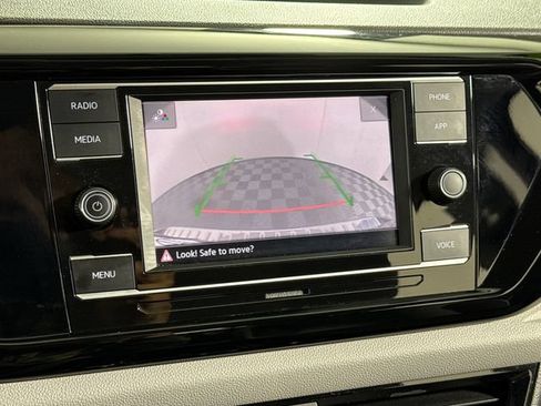 Used 2022 Volkswagen Taos S AWD/4WD image 32