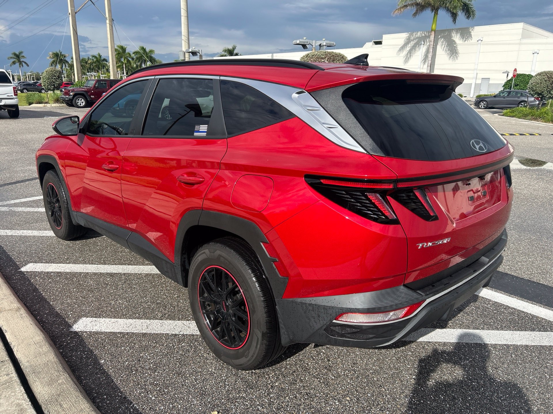 Used 2023 Hyundai Tucson SEL AWD/4WD image 4