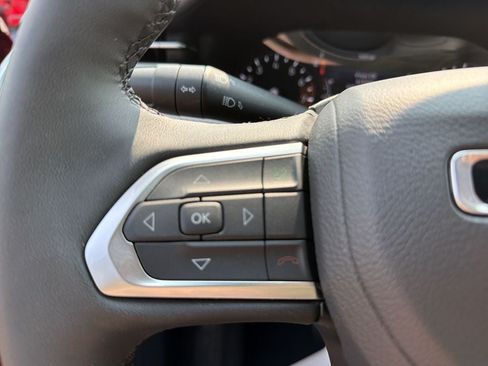 Used 2025 Jeep Compass Limited AWD/4WD image 18