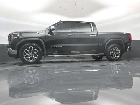 Used 2022 GMC Sierra 1500 SLT w/ SLT Convenience Package AWD/4WD image 52