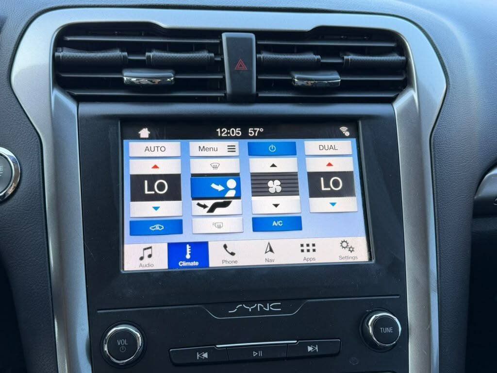 Used 2019 Ford Fusion SEL FWD image 13