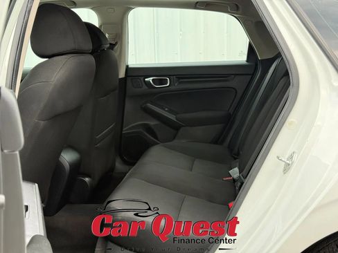 Used 2024 Honda Civic EX image 12