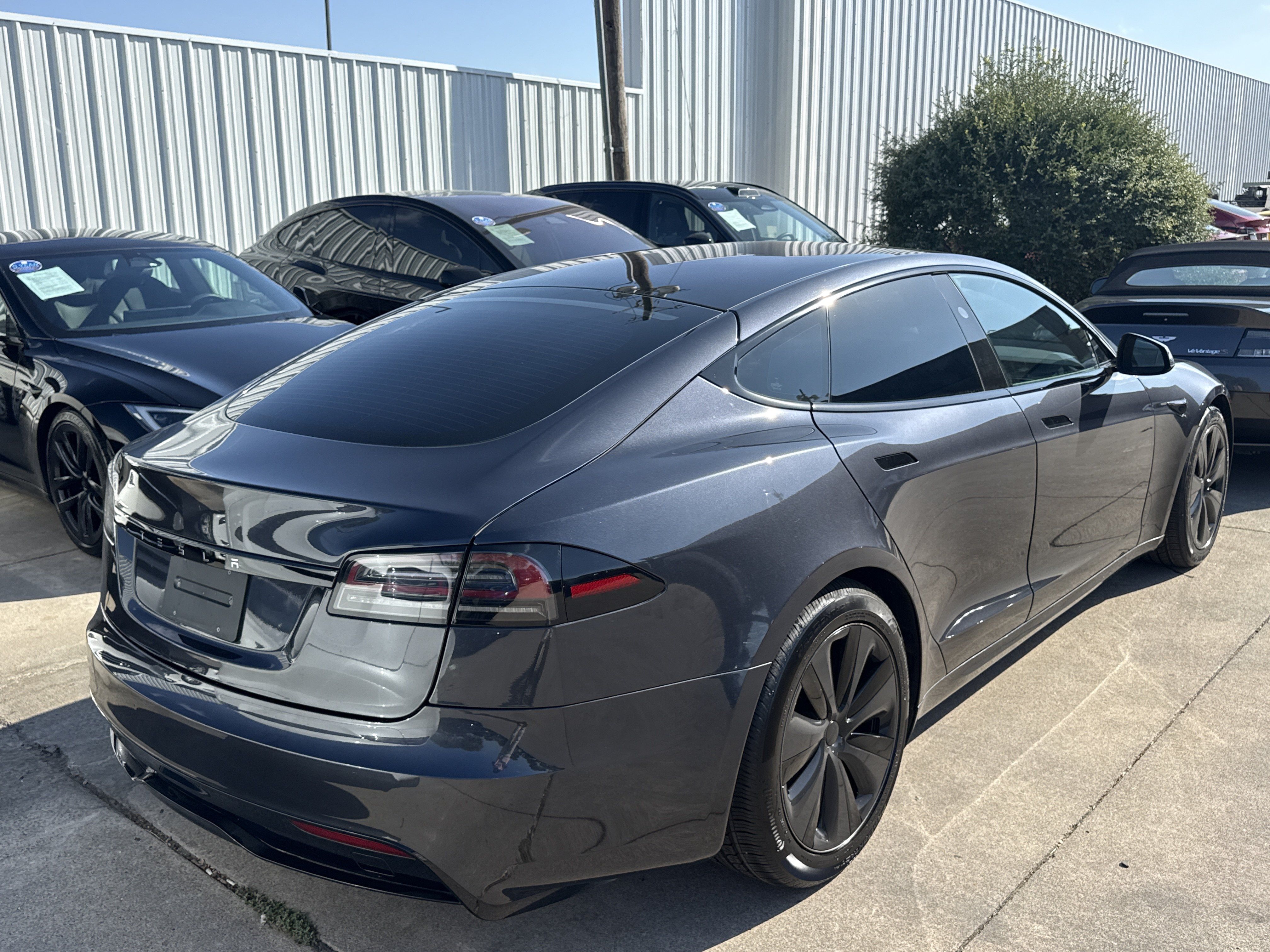 Used 2023 Tesla Model S Standard Range AWD/4WD image 3