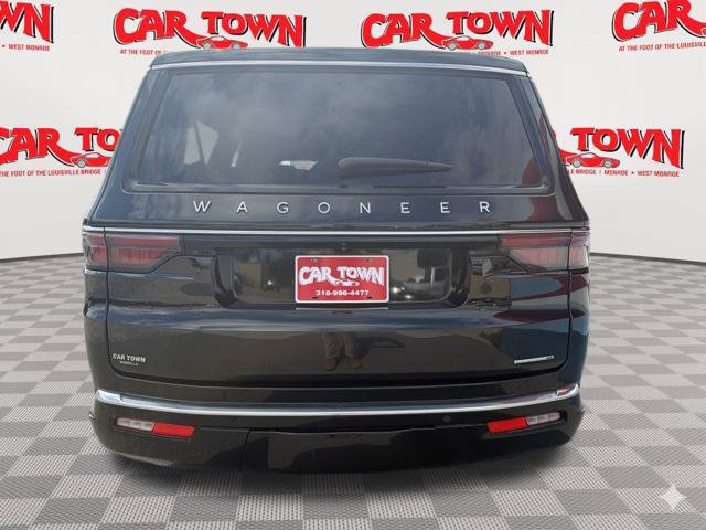 Used 2024 Jeep Wagoneer L Series II RWD image 7
