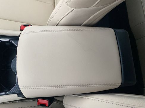 New 2025 Jeep Grand Cherokee Limited image 33