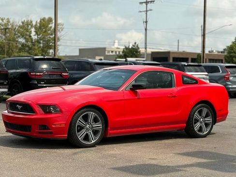 Used 2014 Ford Mustang Coupe w/ V6 Performance Package RWD image 36