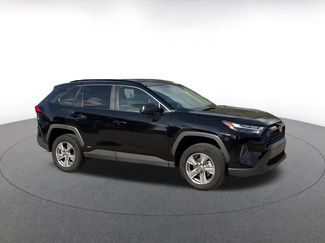 Used 2025 Toyota RAV4 LE video 2