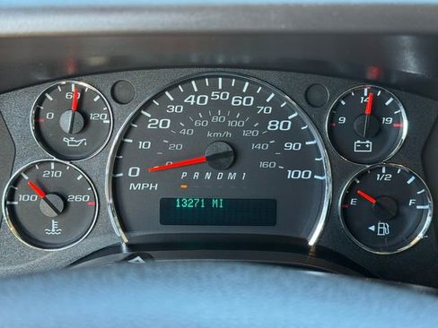 Used 2024 GMC Savana 2500 w/ Driver Convenience Package RWD image 20