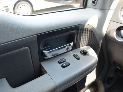 Used 2006 Ford F150 XLT AWD/4WD image 33
