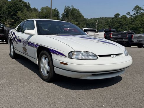 Used 1995 Chevrolet Monte Carlo Z34 FWD image 11