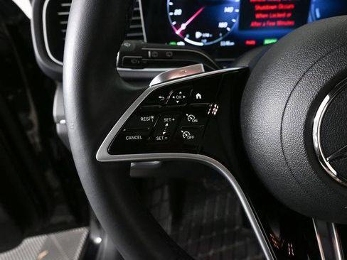 Certified 2025 Mercedes-Benz GLE 450e 4MATIC image 11