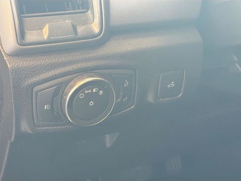 Used 2019 Ford Ranger XLT w/ Equipment Group 301A Mid RWD image 10