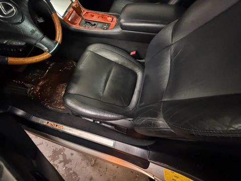 Used 2002 Lexus SC 430 Convertible RWD image 16