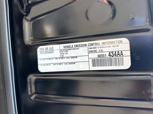 Used 2022 Jeep Grand Cherokee L Limited image 15