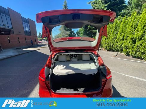 Used 2018 Ford Focus Electric Hatchback FWD image 46