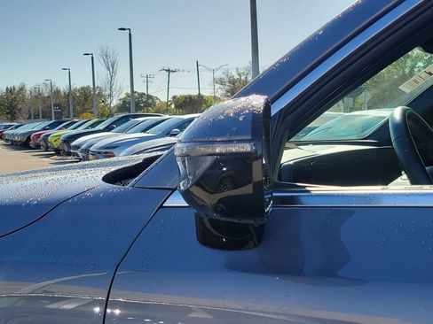 Used 2023 Kia Telluride SX image 14