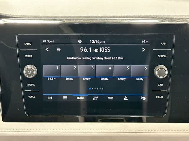 New 2026 Volkswagen Taos SE AWD/4WD image 12