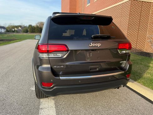 Used 2021 Jeep Grand Cherokee Limited AWD/4WD image 13