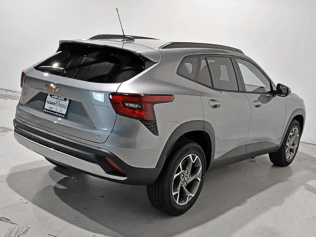 Used 2026 Chevrolet Trax LT w/ Driver Confidence Package FWD image 6