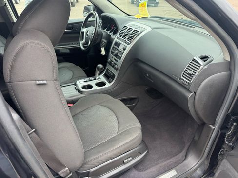 Used 2010 GMC Acadia SLE image 12
